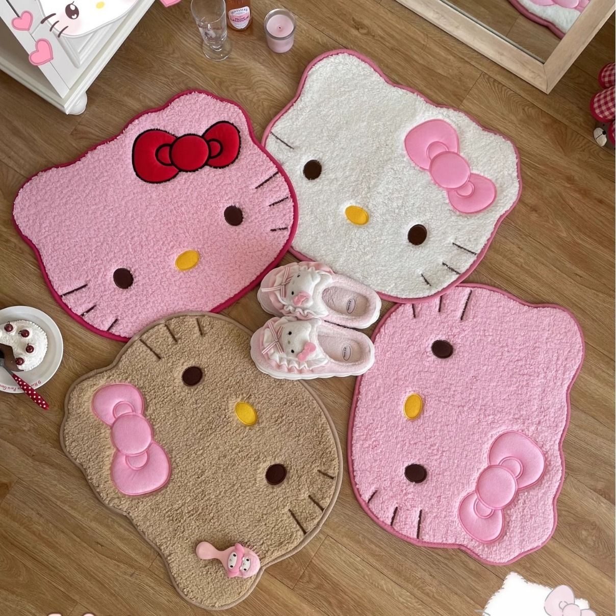 Sanrio Hello Kitty Shaped Plus - огляд і ціна Home Goods Bathroom Rugs